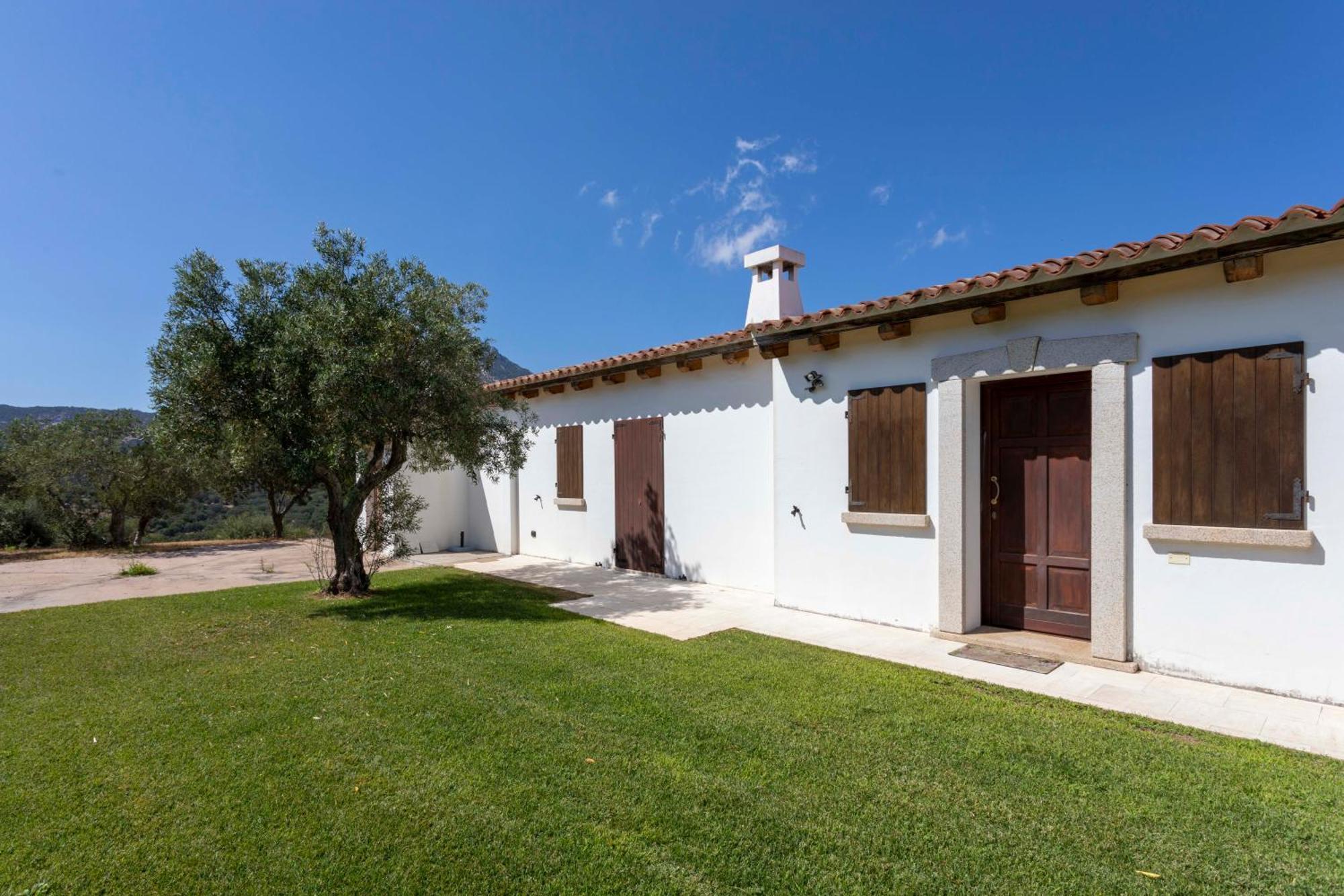 Villa Alba Esclusiva Villa Con Piscina A Sfioro E Vista Mozzafiato Sul Mare Cugnana Eksteriør bilde