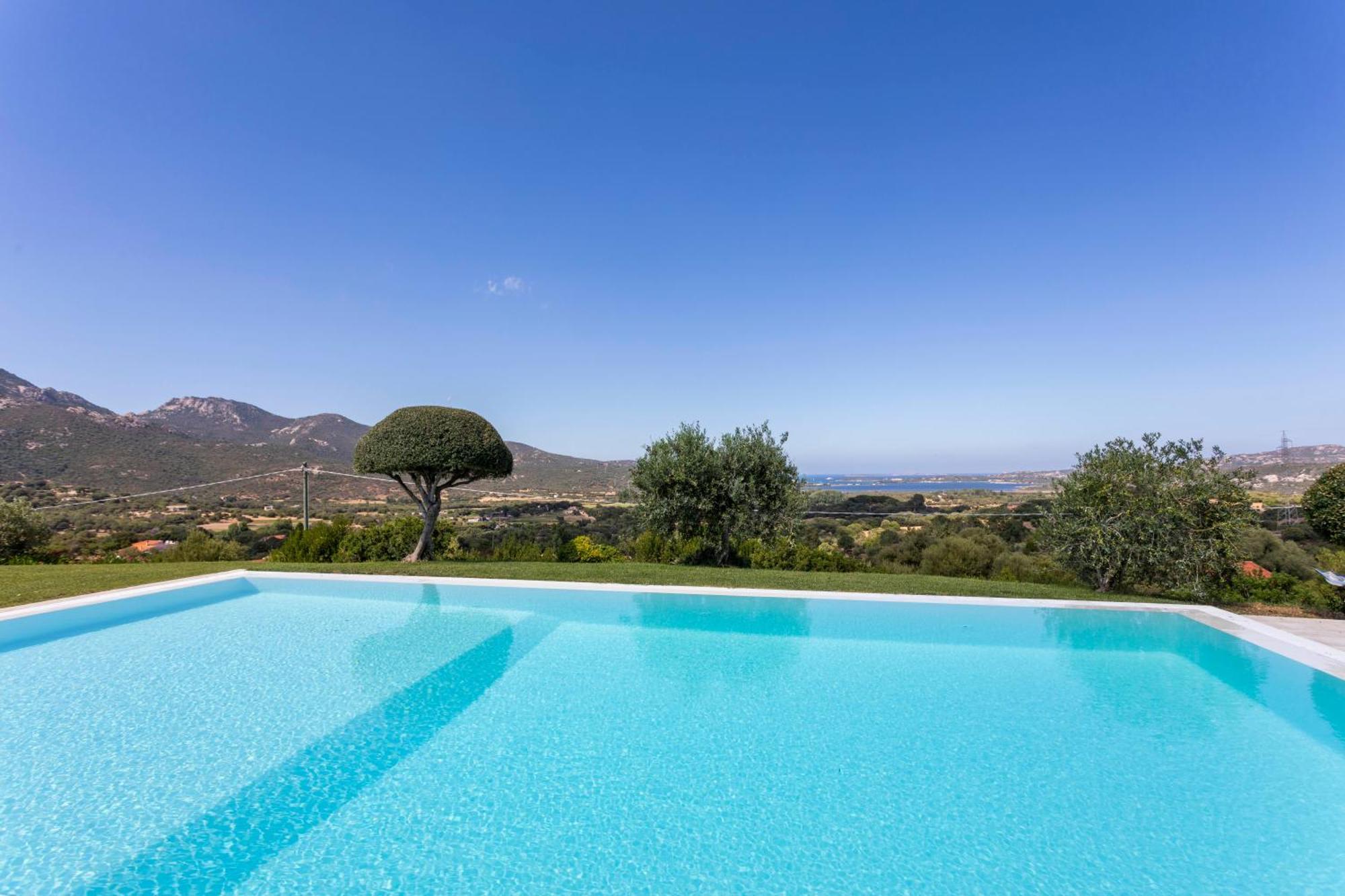 Villa Alba Esclusiva Villa Con Piscina A Sfioro E Vista Mozzafiato Sul Mare Cugnana Eksteriør bilde