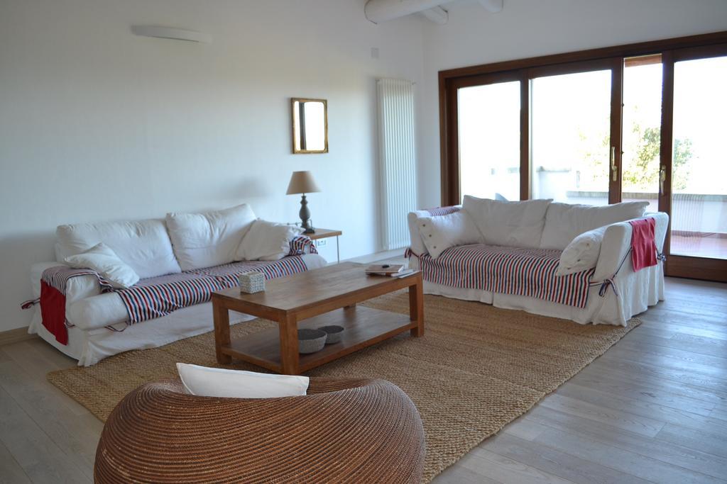 Villa Alba Esclusiva Villa Con Piscina A Sfioro E Vista Mozzafiato Sul Mare Cugnana Eksteriør bilde