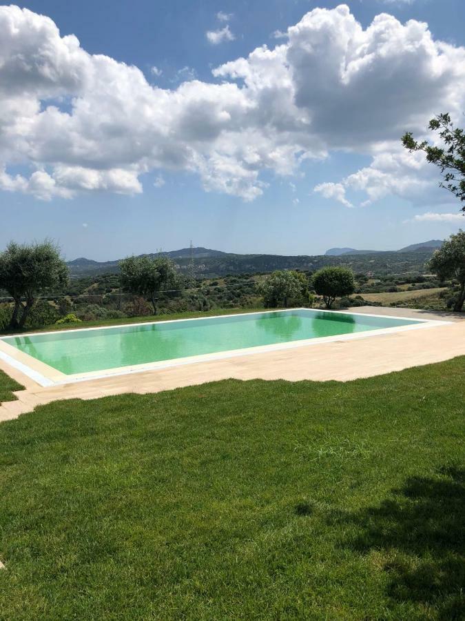 Villa Alba Esclusiva Villa Con Piscina A Sfioro E Vista Mozzafiato Sul Mare Cugnana Eksteriør bilde